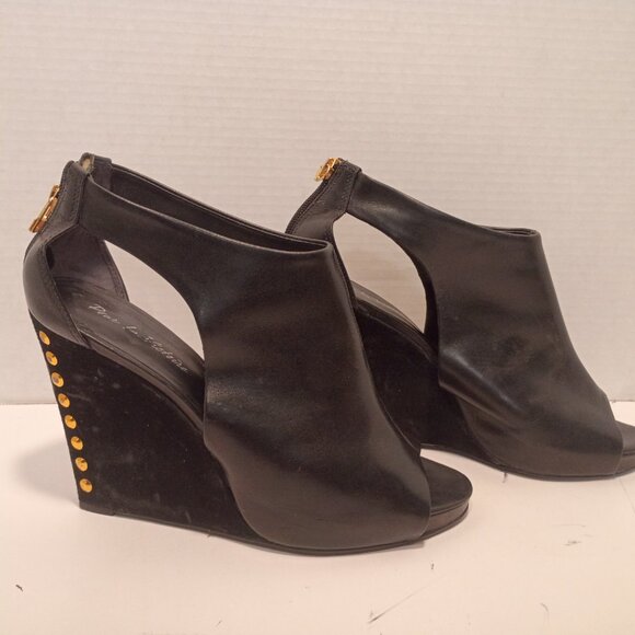 Pour La Vietoire Sz 10 Black Leather & Suede 4.5" Peep-toe Wedge Heel with Studs - Picture 4 of 10